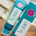 کرم ژل ضد جوش وآکنه هایلایف